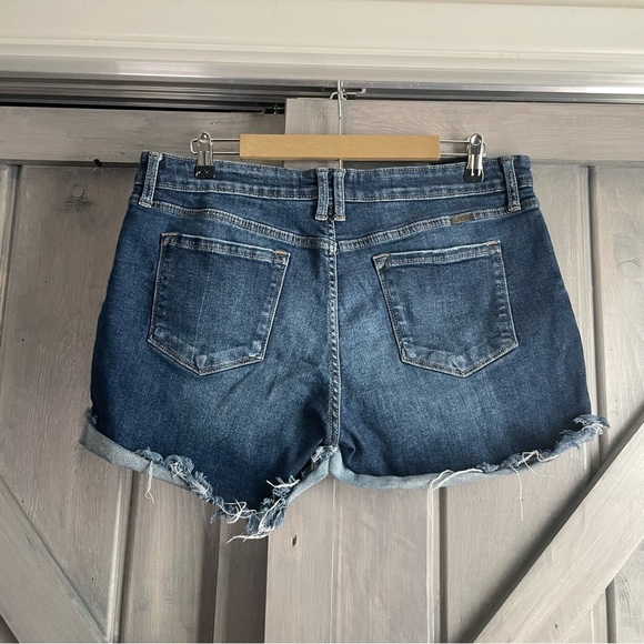 Kancan Maurice’s Cuffed Hem‎ Denim Frayed Shorts stretchy size 32 - Picture 3 of 5